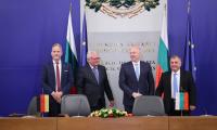 България и германският концерн „Райнметал“ подписаха стратегически договор за изграждане на завод за барут и боеприпаси